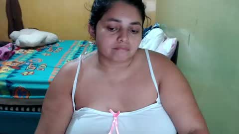 Andrea online show from August 5, 2026, 2:36 am