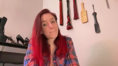 Snapshot of minnyminx chatting on February 10, 2025, 1:14 am Minx online show from February 10, 2025, 1:14 am