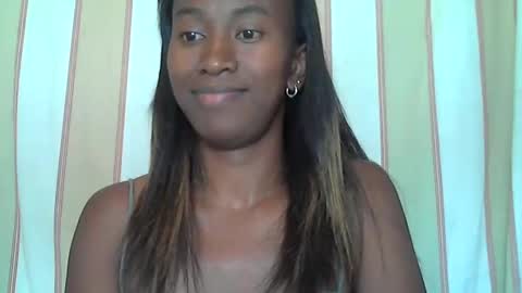 minouch211907 online show from January 2, 2025, 10:37 am