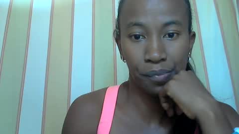 minouch211907 online show from January 17, 2025, 7:19 am