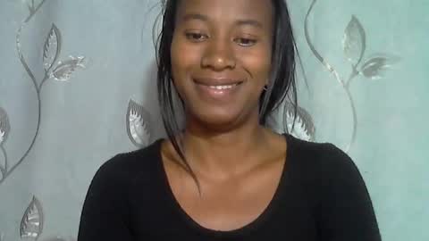 Snapshot of minouch211907 chatting on March 22, 2026, 3:32 am minouch211907 online show from March 22, 2026, 3:32 am