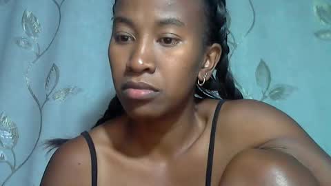 Snapshot of minouch211907 chatting on March 24, 2026, 6:46 pm minouch211907 online show from March 24, 2026, 6:46 pm