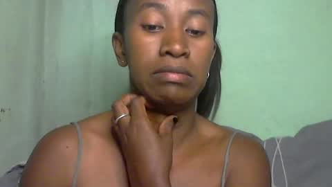 minouch211907 online show from May 2, 2026, 4:23 pm