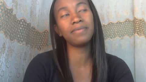 minouch211907 online show from June 24, 2026, 9:41 am