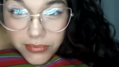 Snapshot of mira_cherry chatting on October 2, 2025, 12:01 pm mira_cherry online show from October 2, 2025, 12:01 pm