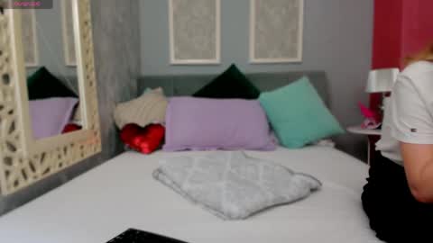 Mira online show from April 23, 2026, 1:57 pm
