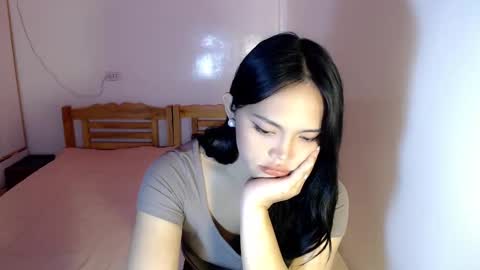Mira Bella online show from December 3, 2024, 6:06 pm