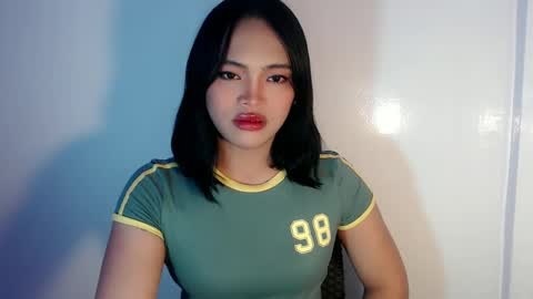 Mira Bella online show from February 1, 2025, 6:51 pm