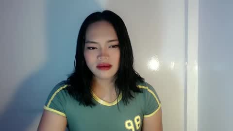 Mira Bella online show from March 10, 2025, 5:00 am