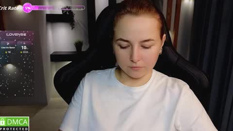 Snapshot of mira_mermayd chatting on September 21, 2025, 12:56 am Mira online show from September 21, 2025, 12:56 am