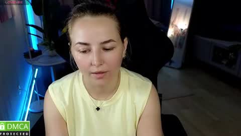Snapshot of mira_mermayd chatting on June 22, 2026, 8:11 am Mira online show from June 22, 2026, 8:11 am