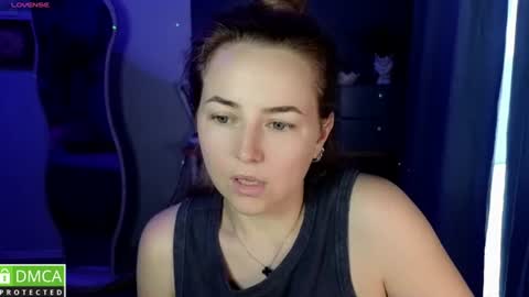 Snapshot of mira_mermayd chatting on July 23, 2026, 2:53 am Mira online show from July 23, 2026, 2:53 am