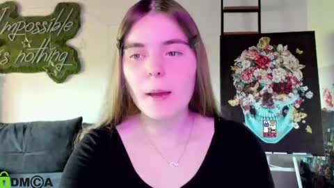 miraa_bloom online show from May 5, 2026, 3:53 pm