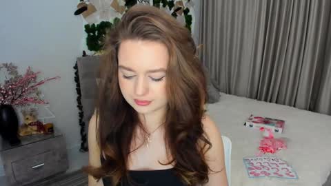 Emma online show from December 17, 2024, 7:26 pm