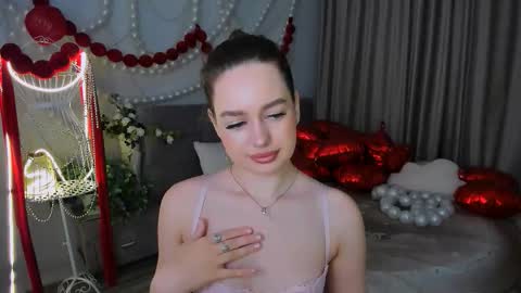 Snapshot of miraclecurly chatting on March 5, 2026, 6:48 pm Emma online show from March 5, 2026, 6:48 pm