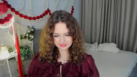 Snapshot of miraclecurly chatting on March 29, 2026, 10:04 am Emma online show from March 29, 2026, 10:04 am