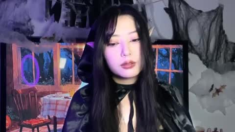 mirafloat online show from October 28, 2025, 1:25 pm