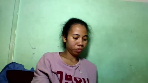 Snapshot of mirah881 chatting on May 18, 2026, 5:41 pm mirah881 online show from May 18, 2026, 5:41 pm