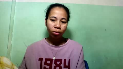 Snapshot of mirah881 chatting on May 19, 2026, 6:09 am mirah881 online show from May 19, 2026, 6:09 am