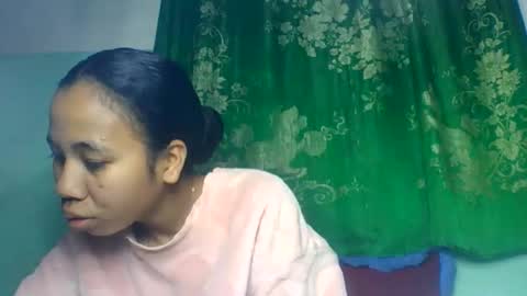 Snapshot of mirah881 chatting on June 9, 2026, 6:14 am mirah881 online show from June 9, 2026, 6:14 am