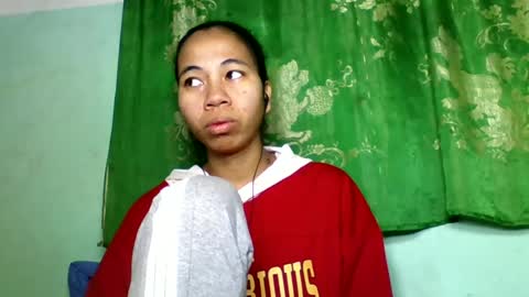 Snapshot of mirah881 chatting on June 21, 2026, 7:22 am mirah881 online show from June 21, 2026, 7:22 am