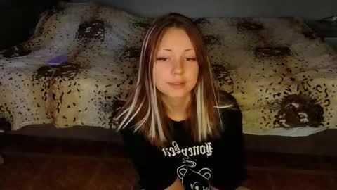 Happy New Year  online show from November 5, 2025, 12:38 pm