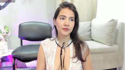    online show from April 7, 2026, 12:05 pm