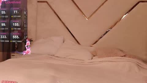 Mira online show from November 10, 2025, 6:56 am