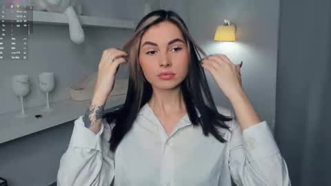 My name is Adele online show from December 5, 2025, 7:28 am