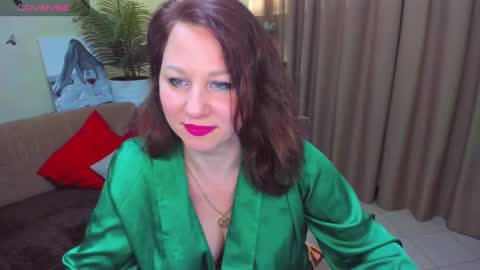 MirandaDyson online show from March 12, 2025, 4:35 pm