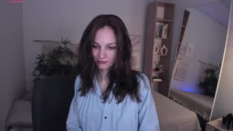 Snapshot of mirandaglow chatting on April 18, 2026, 6:06 am Miranda online show from April 18, 2026, 6:06 am