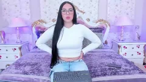 mirandanoah online show from June 16, 2026, 12:41 pm
