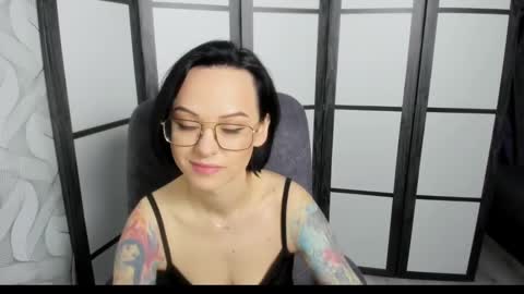 Mira online show from March 11, 2025, 9:15 pm