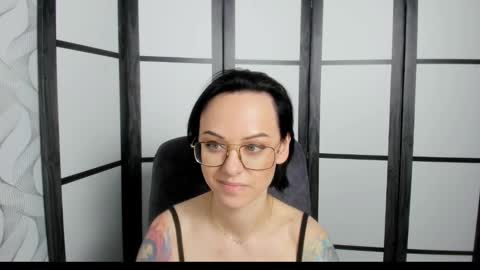 Mira online show from March 12, 2025, 3:46 am