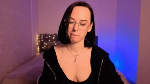 MiraSkyy online show from January 13, 2026, 9:31 pm