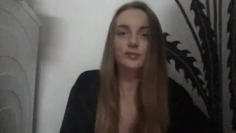 mirellia online show from September 13, 2025, 12:27 pm