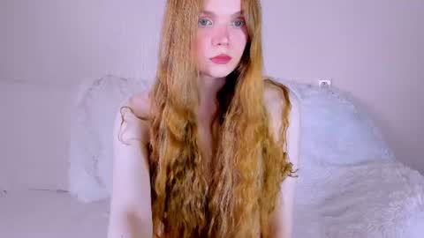 Snapshot of mirey_sky chatting on June 20, 2026, 12:19 pm Mirey online show from June 20, 2026, 12:19 pm