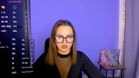 Snapshot of miriam_crazy chatting on October 14, 2025, 1:06 am miriam_crazy online show from October 14, 2025, 1:06 am