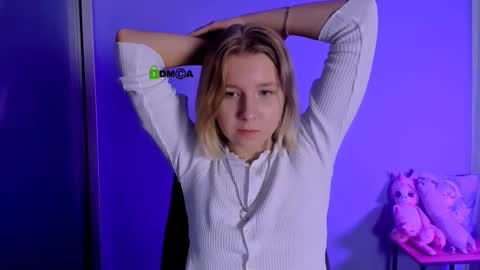 Snapshot of miriam_crazy chatting on October 15, 2025, 8:09 pm miriam_crazy online show from October 15, 2025, 8:09 pm