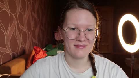 Snapshot of miriamor chatting on October 30, 2025, 8:05 am Mira online show from October 30, 2025, 8:05 am