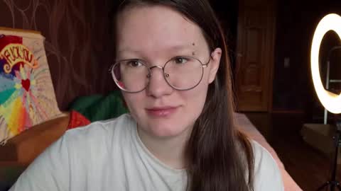 Snapshot of miriamor chatting on October 31, 2025, 7:53 am Mira online show from October 31, 2025, 7:53 am