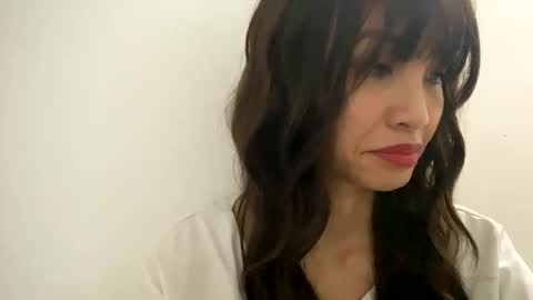 Miriam Schl online show from October 23, 2025, 2:22 am