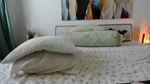 Eva online show from February 20, 2025, 8:28 am