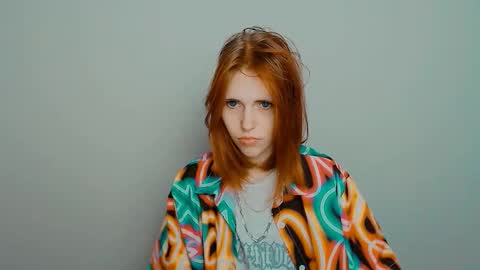 misaki_chan_ online show from October 6, 2025, 8:17 pm