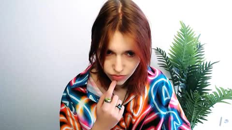 Snapshot of misaki_chan_ chatting on February 22, 2026, 9:19 am misaki_chan_ online show from February 22, 2026, 9:19 am