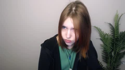 Snapshot of misaki_chan_ chatting on March 12, 2026, 10:27 pm misaki_chan_ online show from March 12, 2026, 10:27 pm