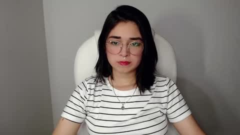 Snapshot of misha__sweet__27 chatting on January 23, 2025, 5:45 am misha online show from January 23, 2025, 5:45 am