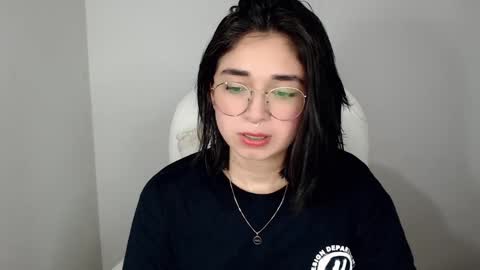 Snapshot of misha__sweet__27 chatting on February 3, 2025, 8:02 am misha online show from February 3, 2025, 8:02 am