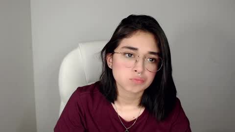 Snapshot of misha__sweet__27 chatting on February 4, 2025, 8:13 am misha online show from February 4, 2025, 8:13 am