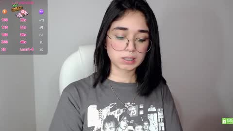 Snapshot of misha__sweet__27 chatting on February 19, 2025, 1:06 pm misha online show from February 19, 2025, 1:06 pm
